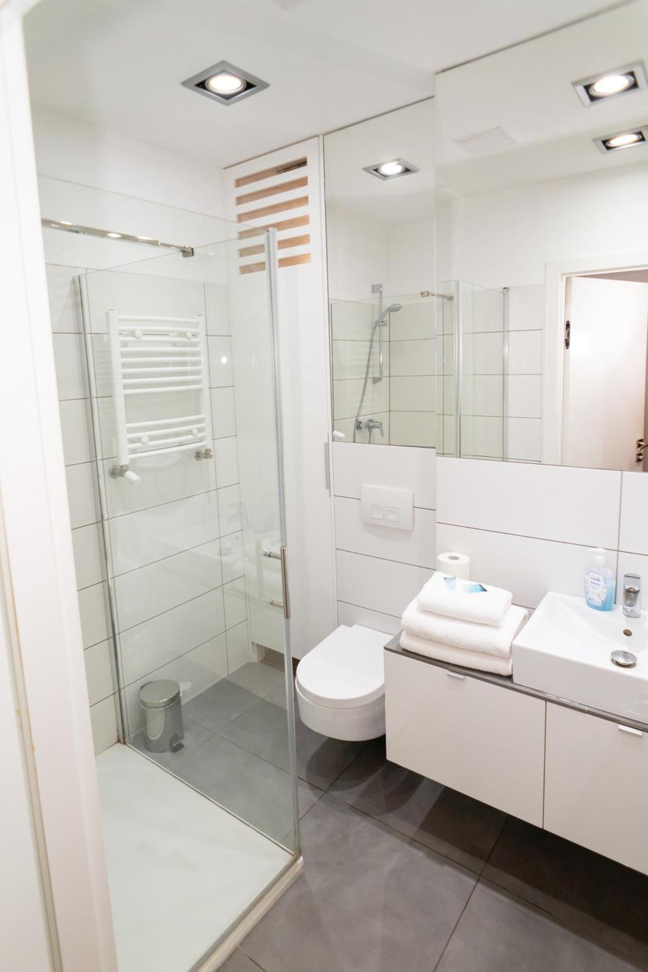 Triton Apartments Warsaw Luaran gambar