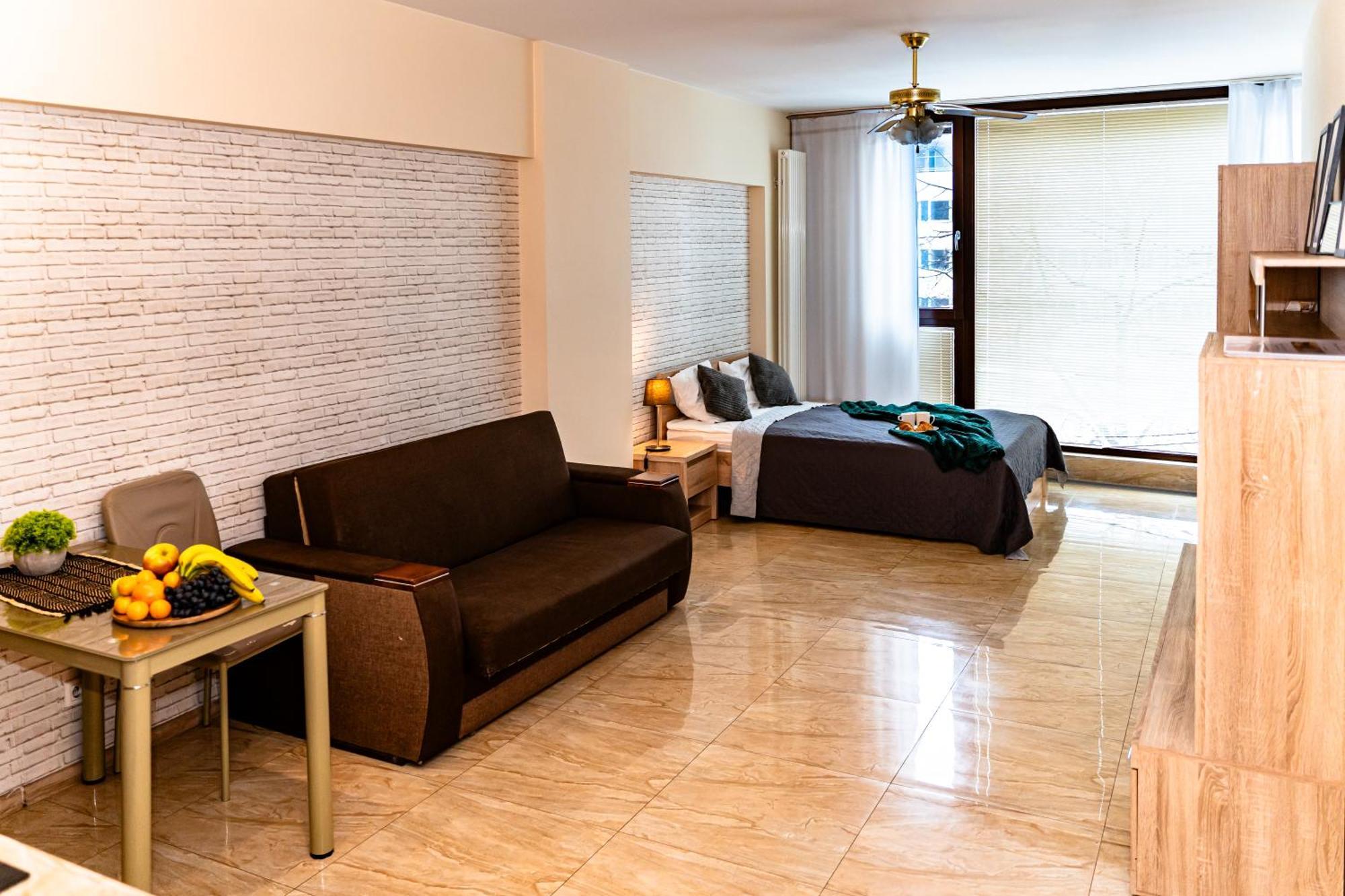 Triton Apartments Warsaw Luaran gambar