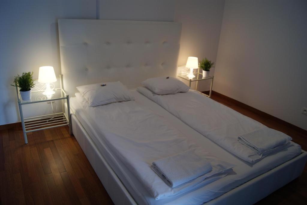 Triton Apartments Warsaw Luaran gambar